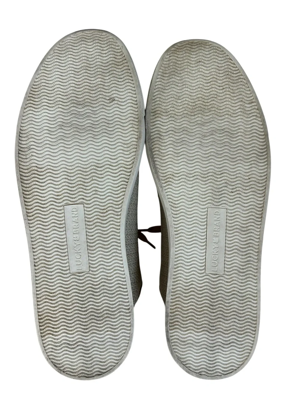 Lucky Brand Leigan  Two Tone Knit Woven Sneaker in Stucco Women Size 10